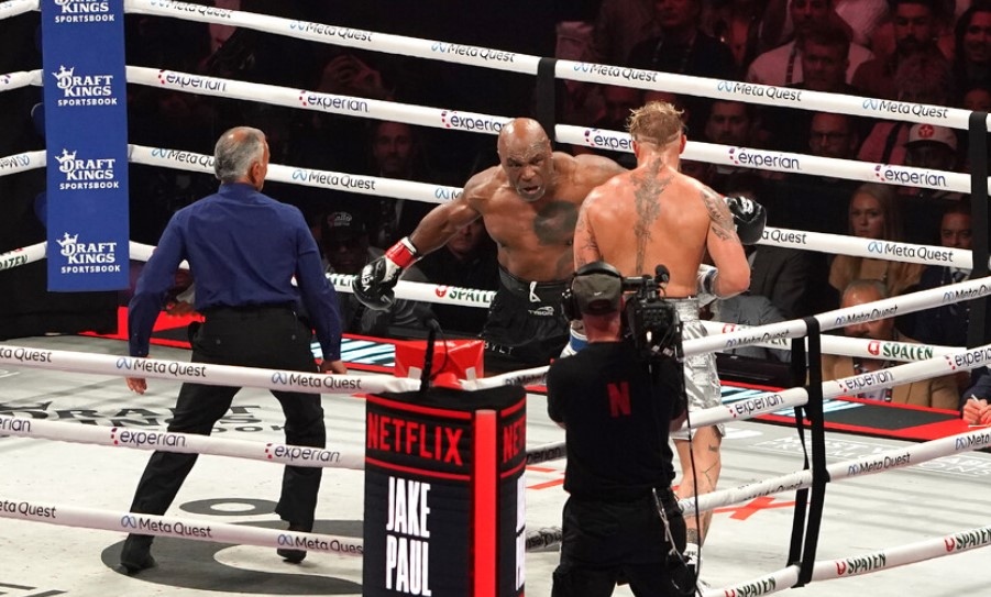 58 годишната легенда в тежка категория Майк Тайсън беше победен от