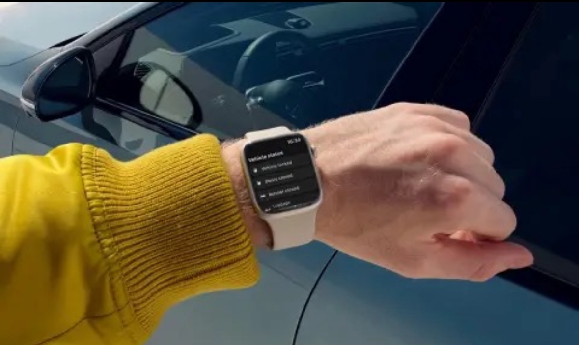 Mercedes Benz представи ново приложение за Apple Watch което позволява на