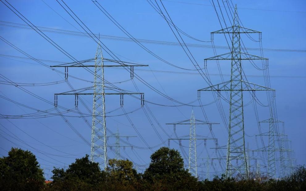 Прекъснато е електрозахранването в някои части на Западна България поради