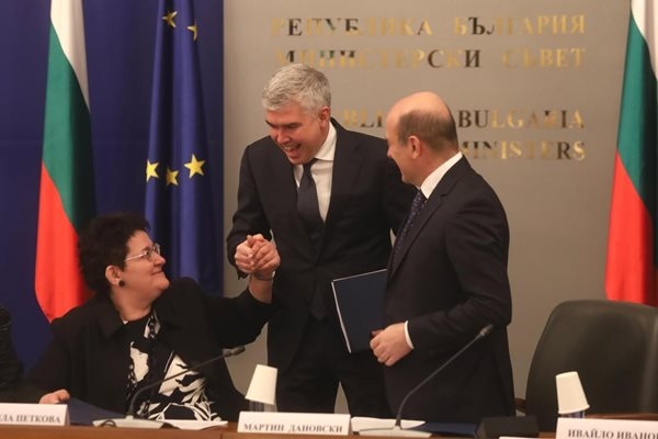 Всичките работодателски организации поставиха по време на тристранката  въпрос защо