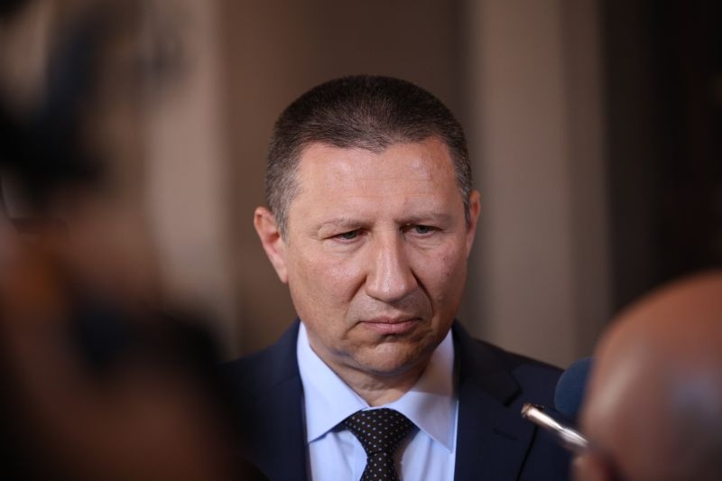 И ф главен прокурор Борислав Сарафов обмисля да подаде оставка разкри