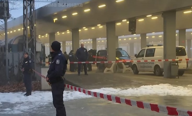 Около 2 30 часа през нощта във вагон на Централна гара