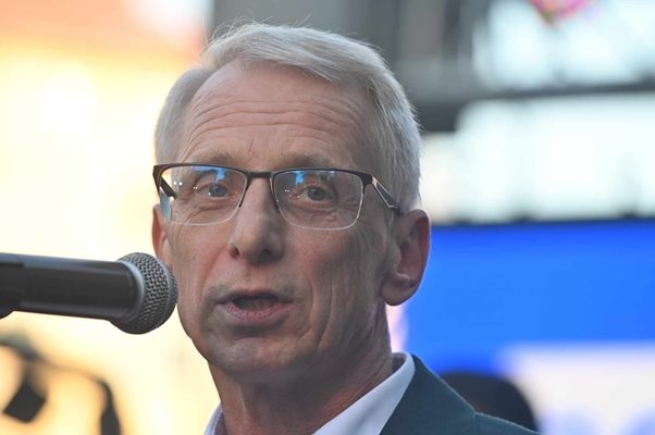 Разбрах че според Борисов ПП ДБ е пречка към приемането на