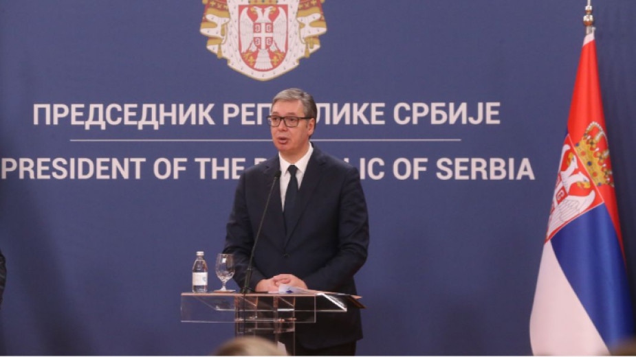 Президентът на Сърбия Александър Вучич обяви че започва консултации за