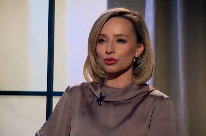 Пред Мариян Станков Мон Дьо застана инфлуенсърът Антоанет Пепе Тя говори