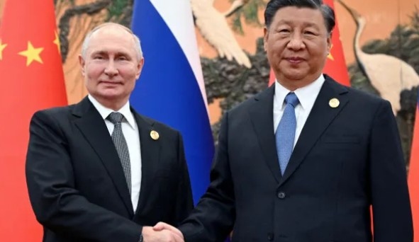 Президентът на Китай Си Дзинпин прие поканата на Русия да