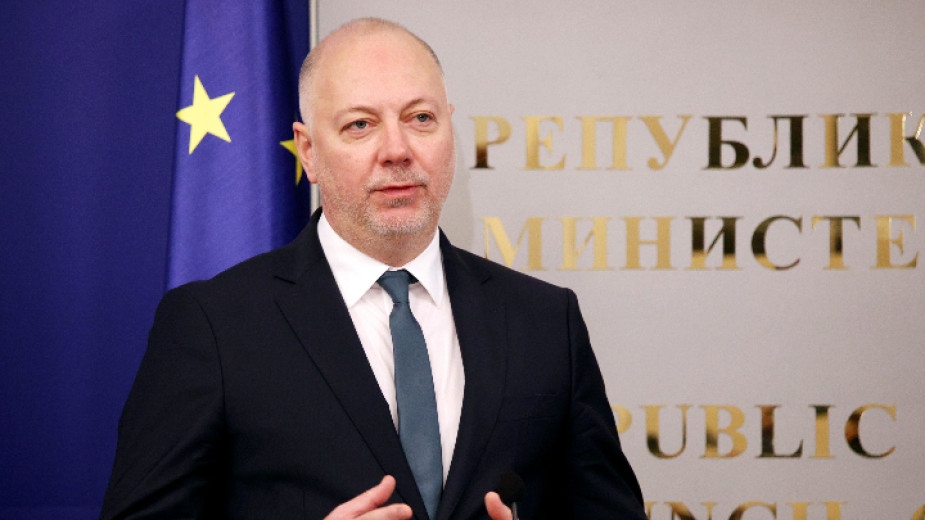 Няма да се предприемат административни мерки които изкривяват пазара увери