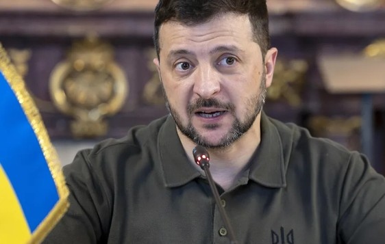 Украинският лидер Володимир Зеленски заяви че иска да получи солидни