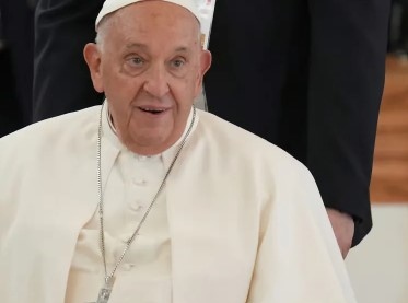 Състоянието на папа Франциск се подобрява прекарал е спокойна нощ