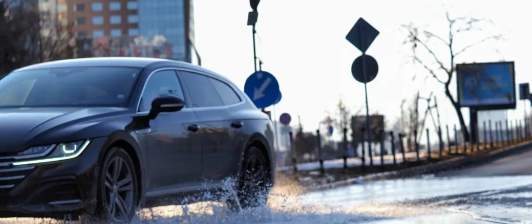 Спукан централен водопровод застрашава шофьори на столичния бул Цариградско шосе Заради