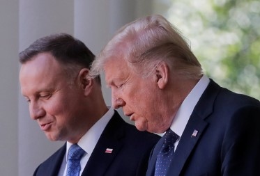 Очаква се първа среща между европейски лидер и американския президент