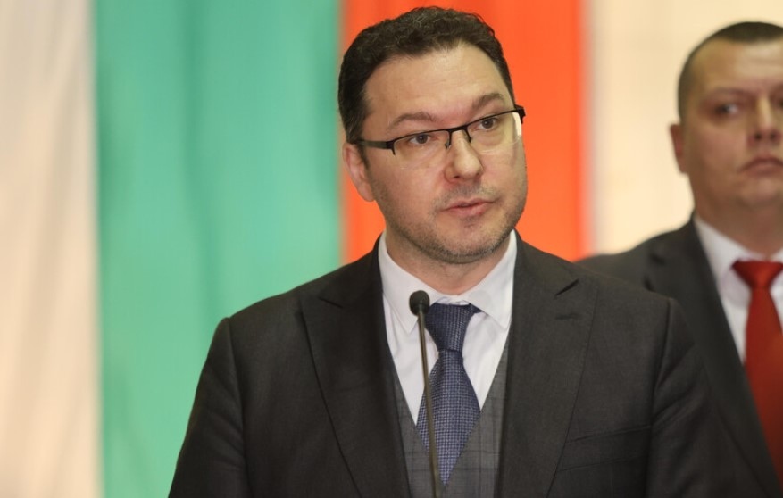 Министърът на вътрешните работи Даниел Митов разпореди спешни мерки и