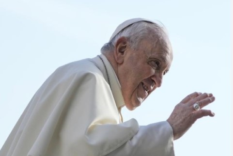 Папа Франциск е прекарал спокойна нощ в болницата съобщиха от