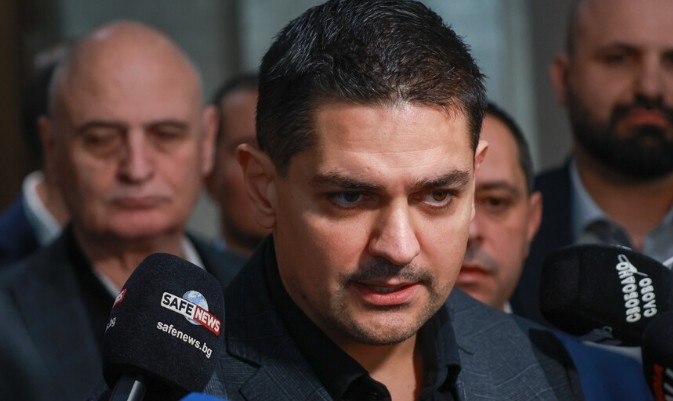 От МЕЧ започват да сондират мнения за оставката на председателя