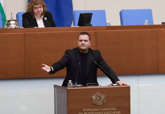 С остра декларация срещу отказа на България да домакинства предварително