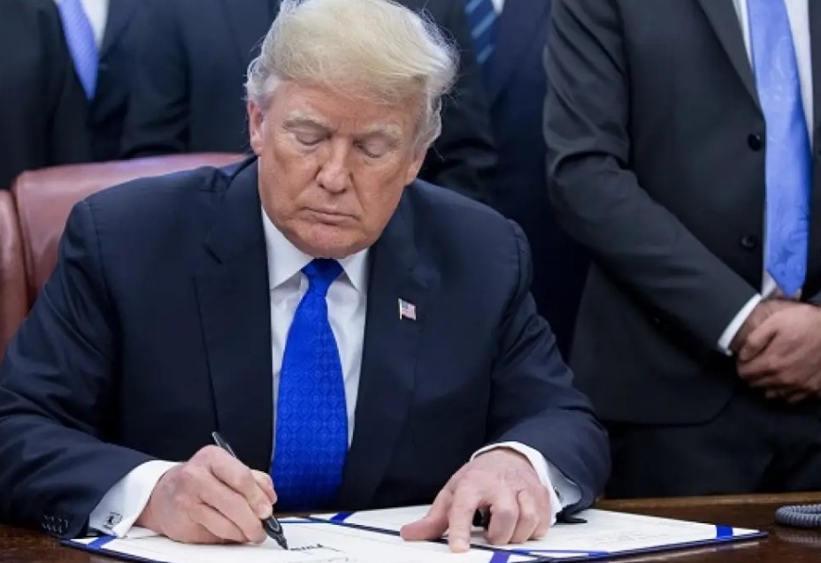 Федералното правителство на САЩ прекратява напълно финансирането за Република Южна