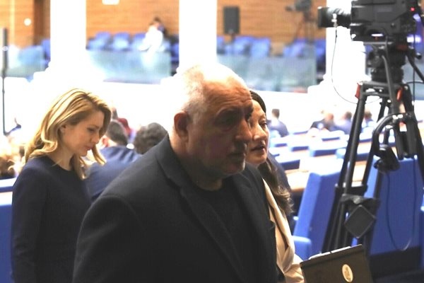 Преди пет месеца казах или касираме изборите и веднага