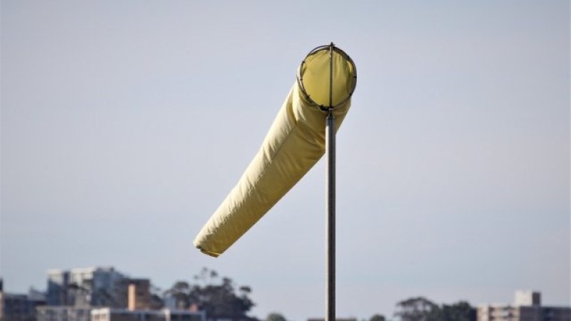 Ветровитото време продължава и днес Жълт код за силен вятър