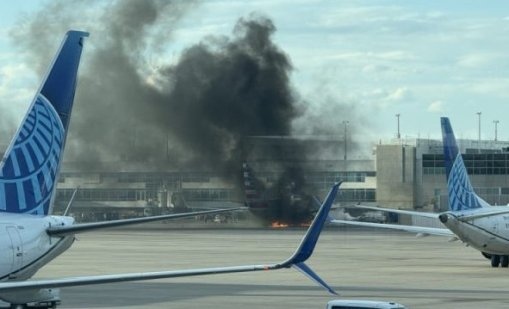 Самолет на American Airlines се запали след като кацна на