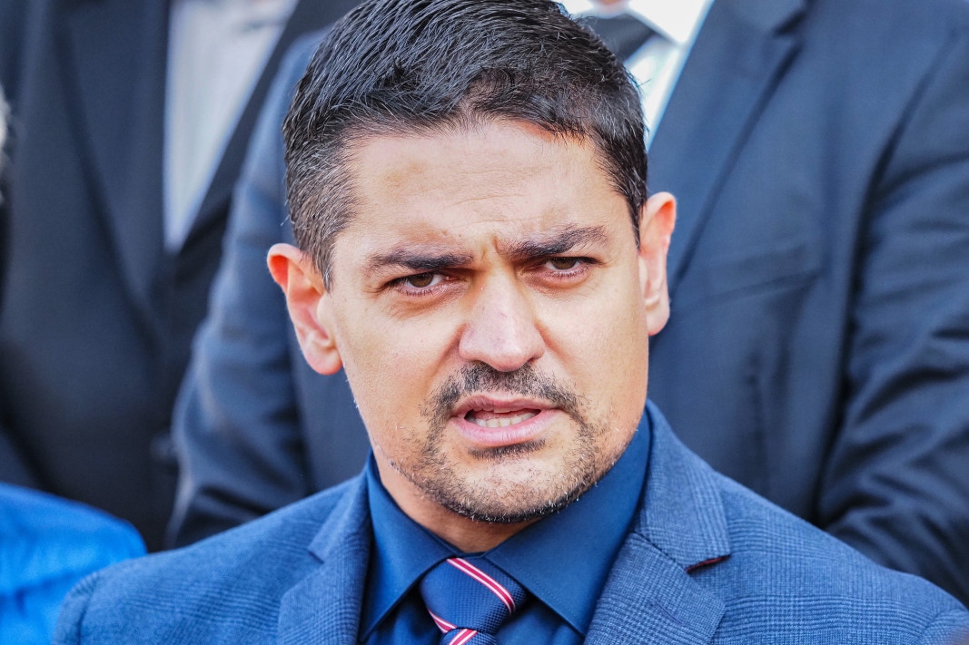 Парламентарната група на МЕЧ престана да съществува Това обяви председателят