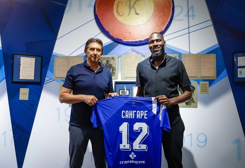 Белгийският гранд Брюж следи ситуацията около нападателя на Левски Мустафа