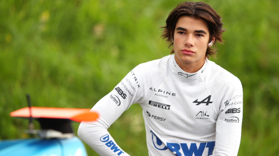 Българският пилот Никола Цолов постигна най доброто време в сутрешната сесия