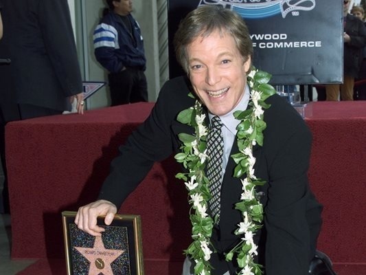 Красивият актьор с винаги главната роля Ричард Чембърлейн който стана