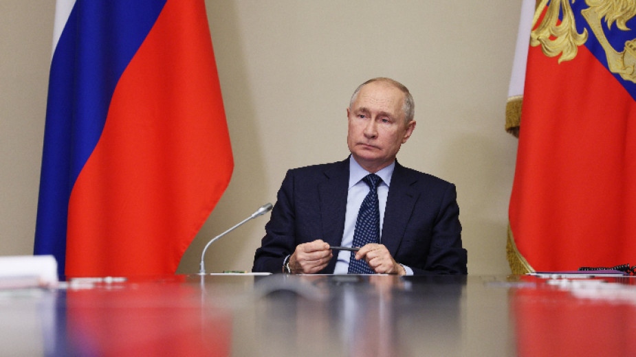 Руският президент Владимир Путин нареди 160 000 души да бъдат
