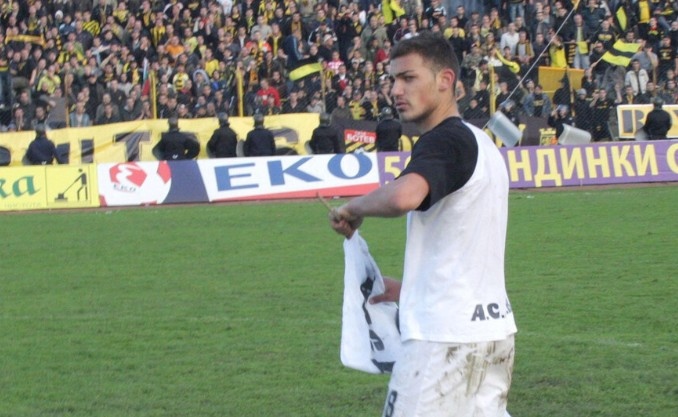 Германия поиска бившият футболист на Локомотив Пловдив Дани Кики да