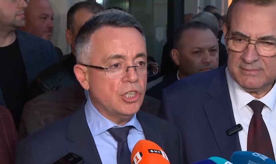 Демокрация за права и свободи – ДПС реши да остане