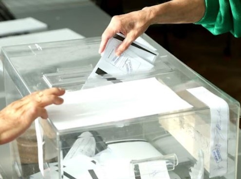 Очаквания за възможни предсрочни парламентарни избори в страната отчитат социолозите