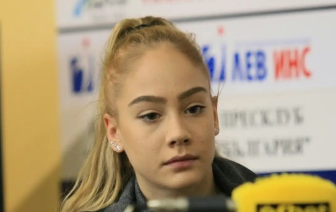 Елена Бинева е поредната бивша гимнастичка която чака бебе Световната