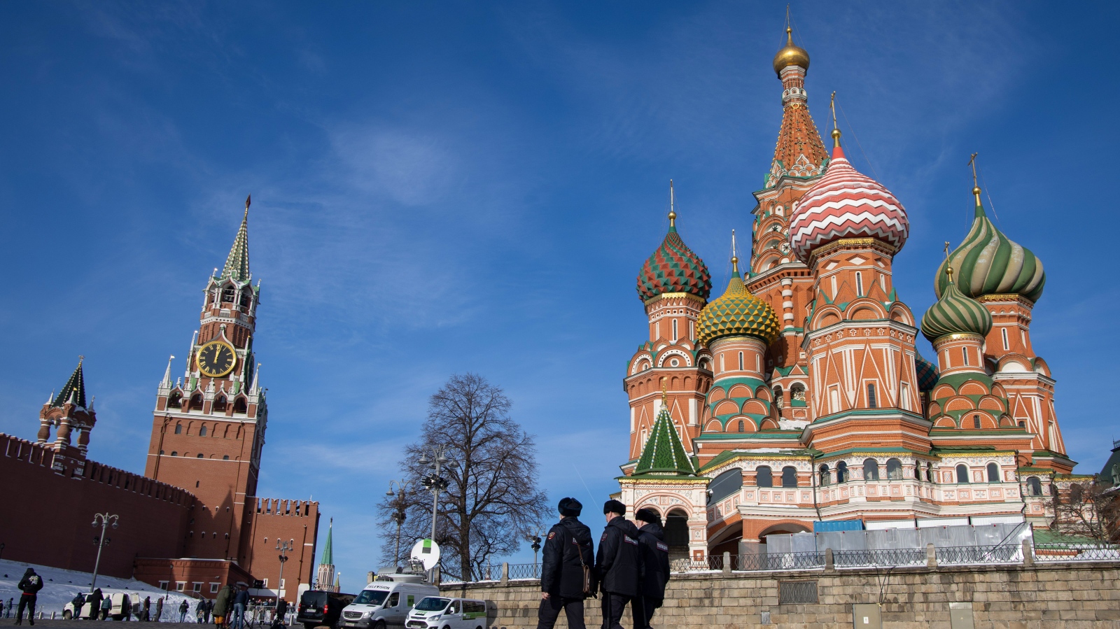 Фондацията на Елтън Джон за борба със СПИН е нежелана