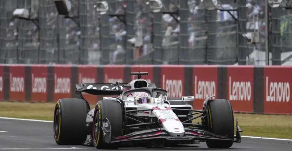 Макс Верстапен постигна първата си победа през този сезон след