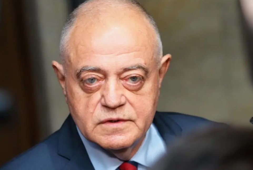 Лидерът на Демократи за силна България ДСБ Атанас Атанасов обяви