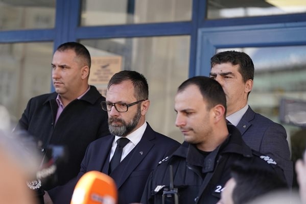 Ако всички искат ще си подам оставката заяви председателят на