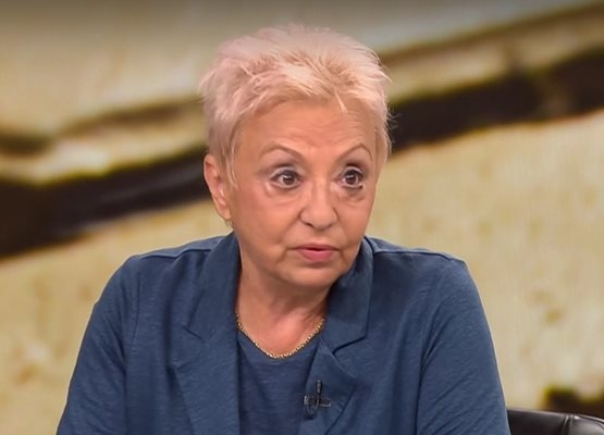 След откровеното включване на президента Радев коалицията срещу правителството доби