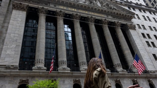 Основните индекси на Уолстрийт стартираха деня новата търговска седмица както