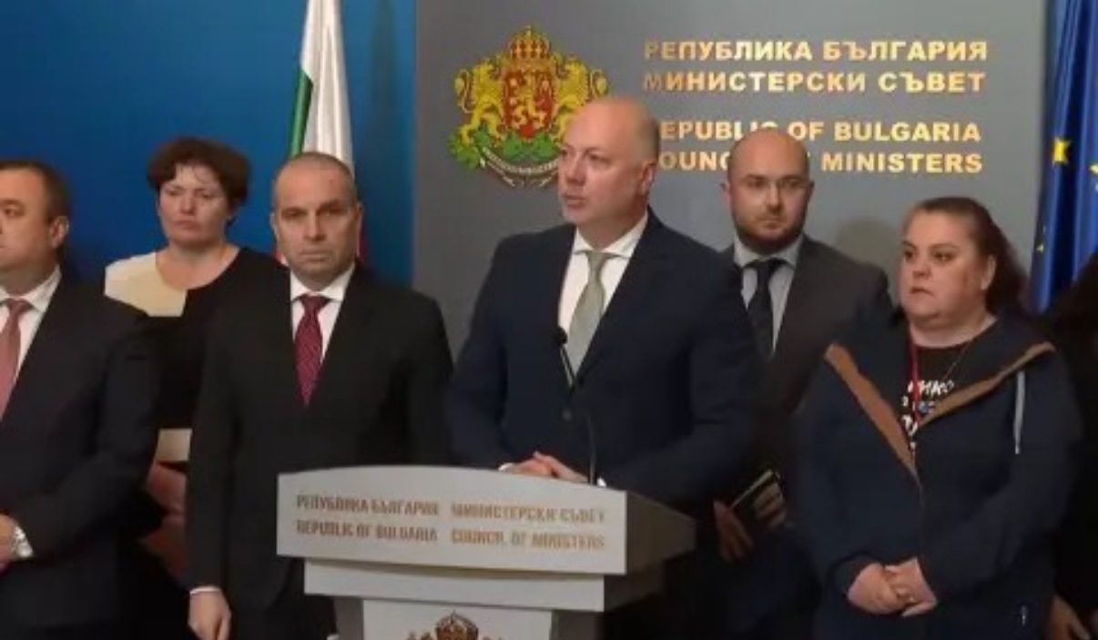 Правителството ще разгледа доклад с 37 комплексни мерки за повишаване