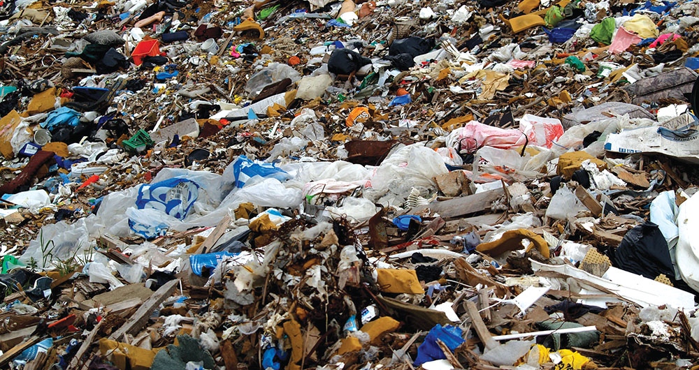 Отпадъци незаконно се депонират във вече запълнените клетки на депо