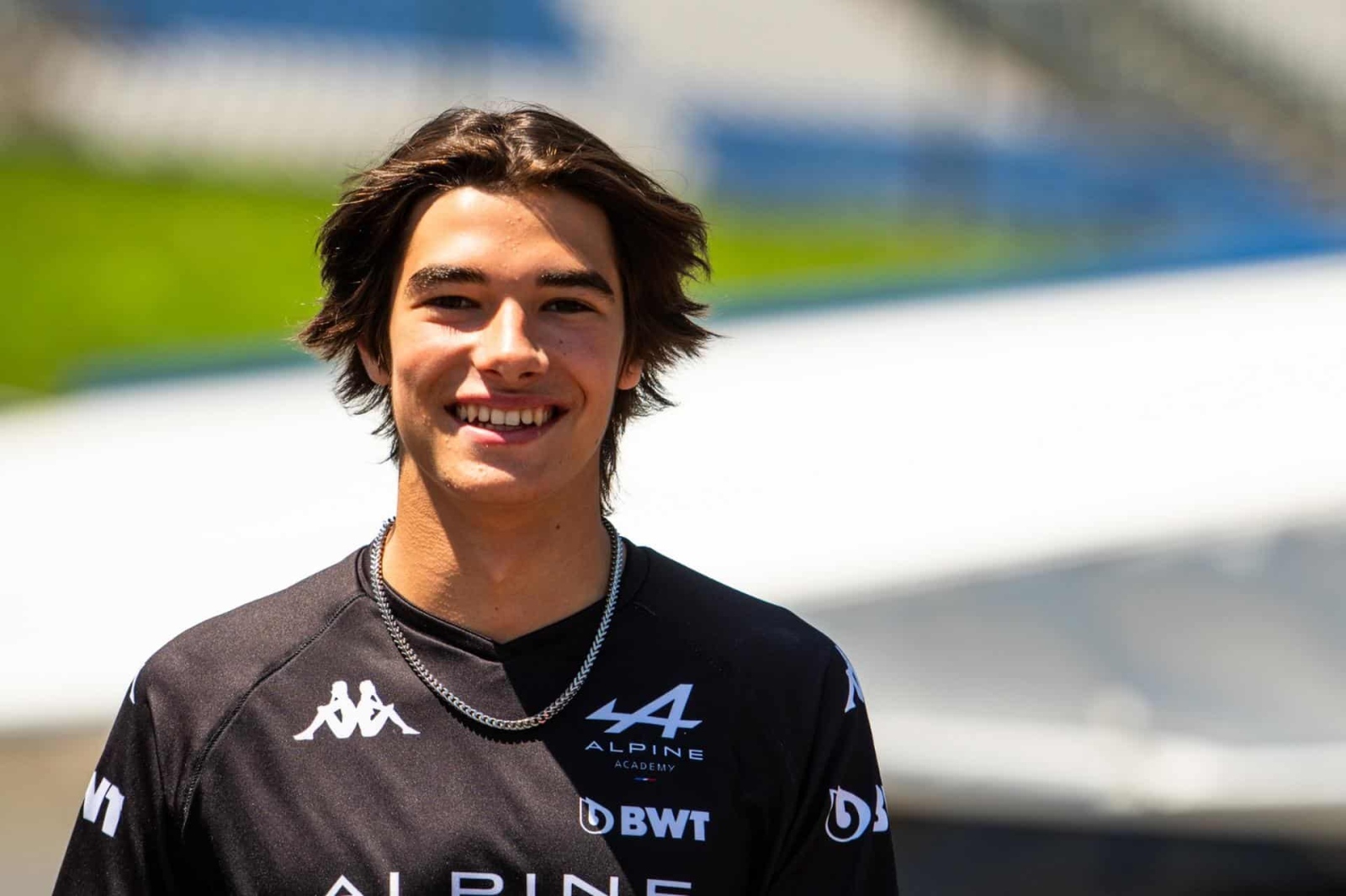 Българският пилот във Формула 3 Никола Цолов показа стабилно каранате