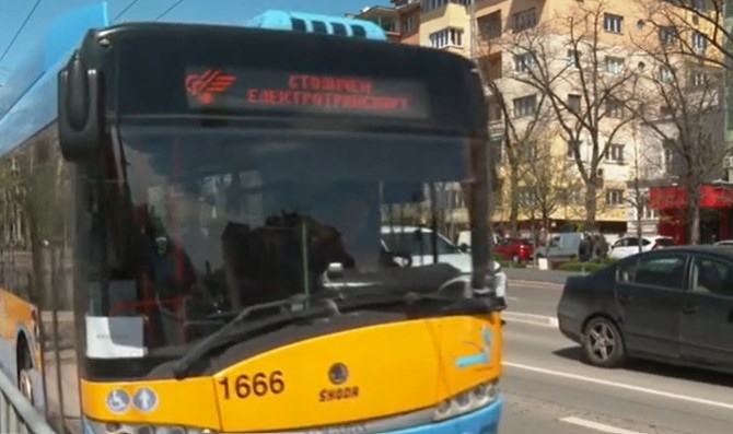 Протест в София – шофьорите на градския транспорт от три града