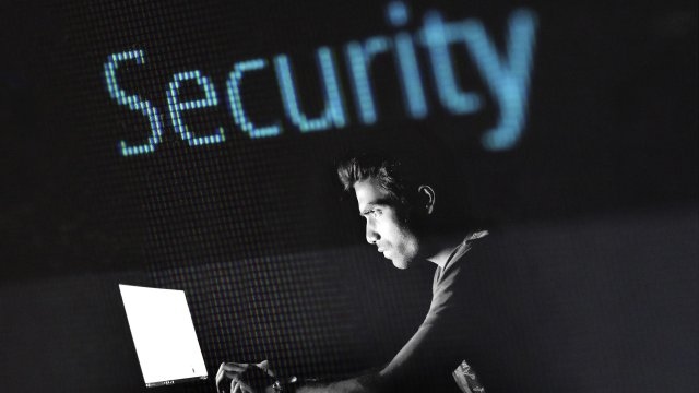 Руските кибератаки се засилват преди президентските избори в Полша заяви