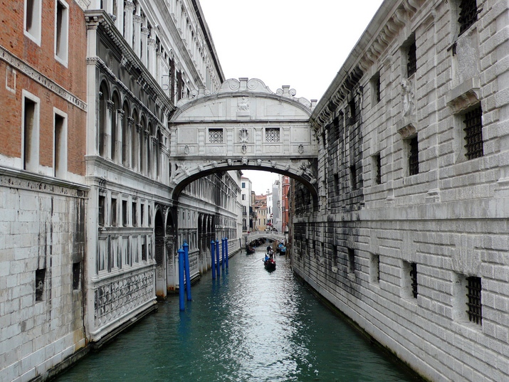 След броени дни на 18 април във Венеция за втора