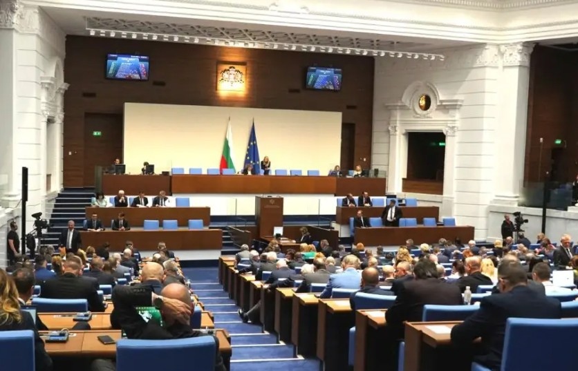 Приключиха дебатите по вота на недоверие към кабинета Желязков Гласуването