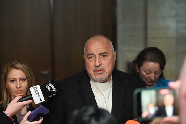 Ние сме правителство на малцинството  Това потвърждение направи в парламентарните кулоари