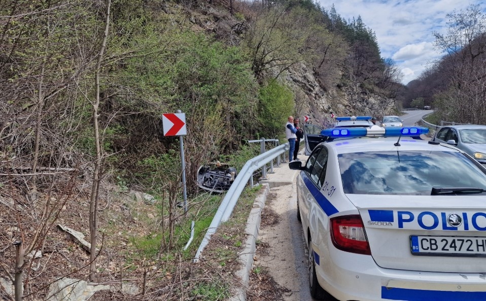 Бебе загина при тежка катастрофа на пътя Смолян Девин след като колата