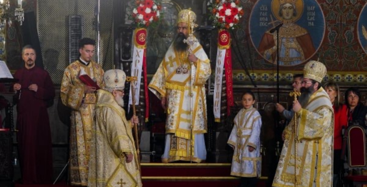 За втори път днес на Великден църквата възвести радостната вест