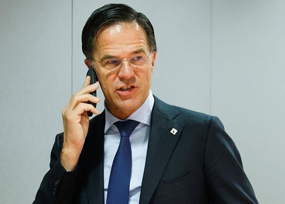 Генералният секретар на НАТО Марк Рюте трябва трезво да оцени