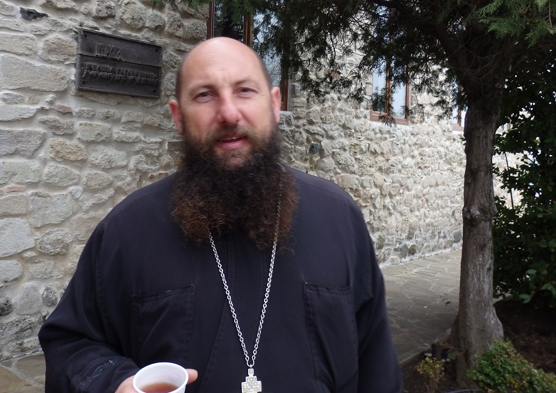 Свещеник в знаков за региона на Царево храм започна изграждането